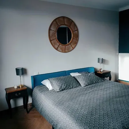 アパート Apartament *